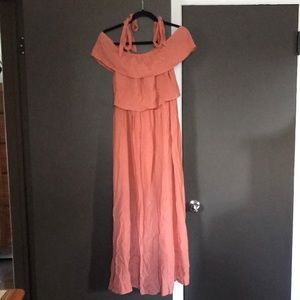 Off the shoulder tie maxi sundress